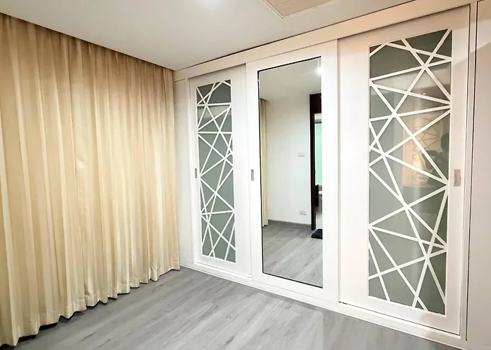 Tc Contel At Charan Phrom Phong - Flora Bangkok