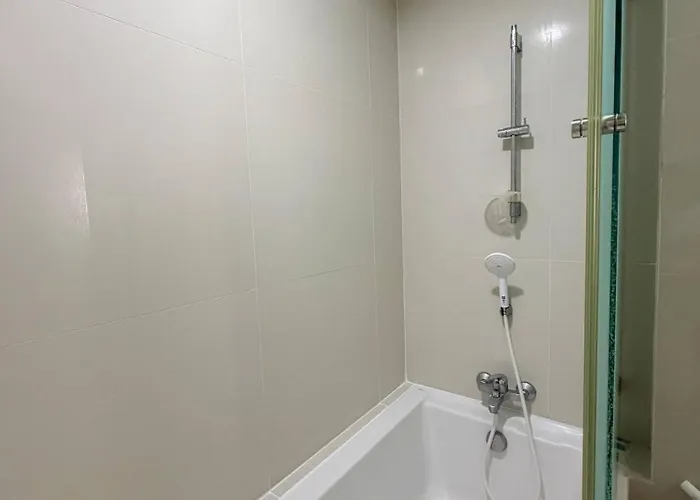 Apartment Tc Contel At Charan Phrom Phong - Flora